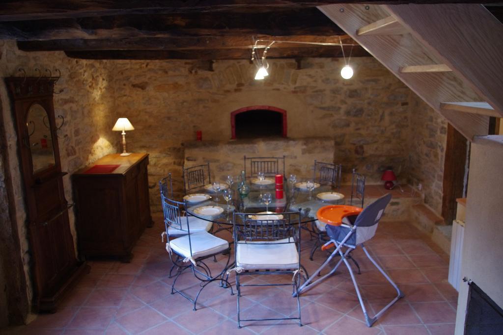 La Prade Basse 82 Bed & Breakfast Saint-Antonin-Noble-Val Room photo