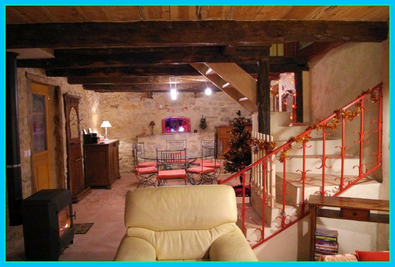 La Prade Basse 82 Bed & Breakfast Saint-Antonin-Noble-Val Exterior photo